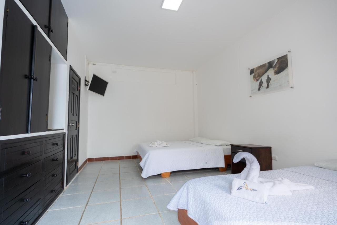 Hotel Pelican Bay ปูแอร์โตอาโยรา ภายนอก รูปภาพ