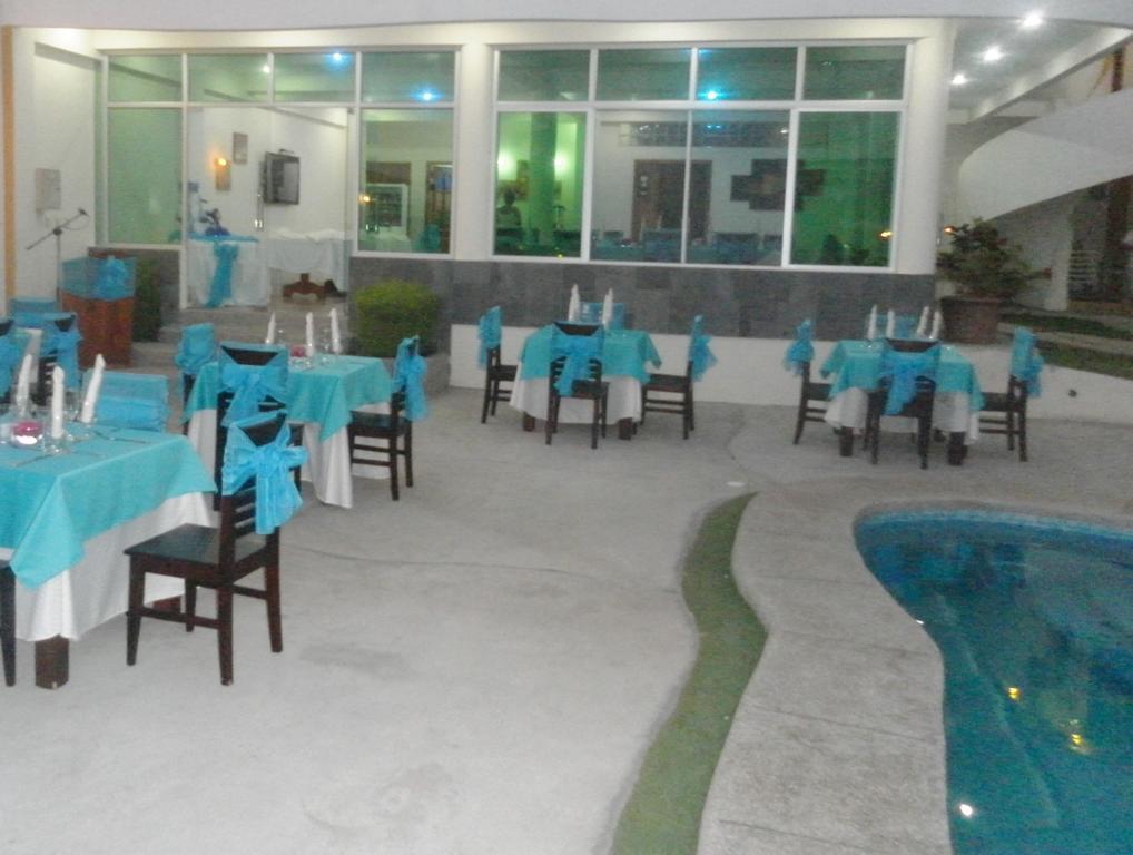 Hotel Pelican Bay ปูแอร์โตอาโยรา ภายนอก รูปภาพ