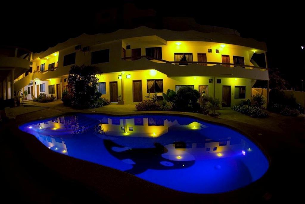 Hotel Pelican Bay ปูแอร์โตอาโยรา ภายนอก รูปภาพ